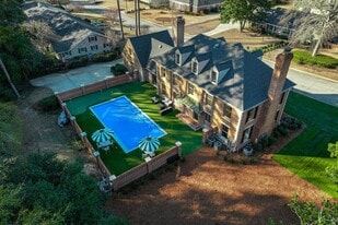 Building Photo - 2702 Downing St