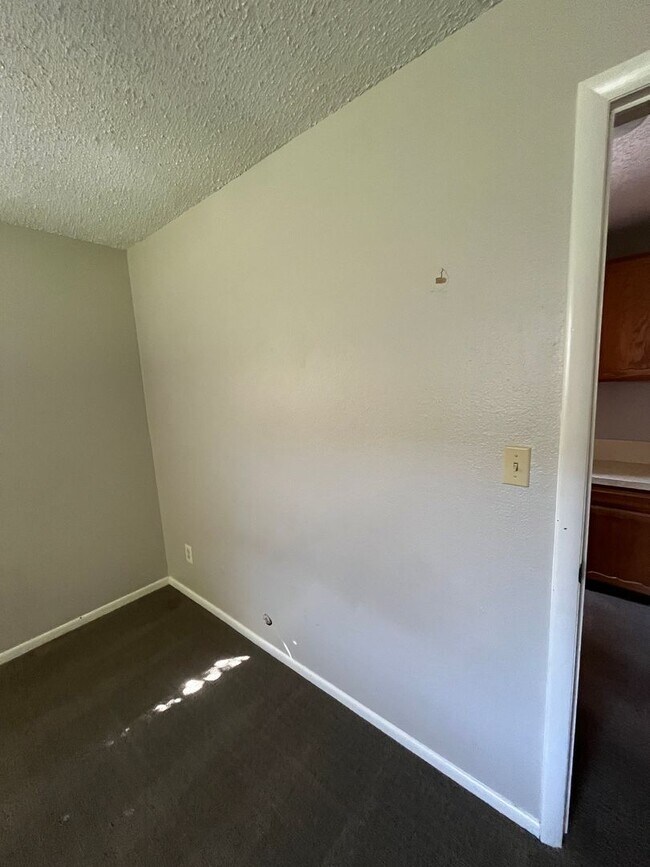 Building Photo - 3-Bed, 2-Bath Duplex across from Lake Loveland!