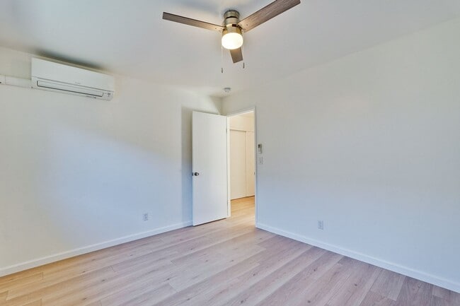 Building Photo - Welcome to this Beautifully Updated 3 Bed ...