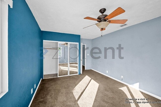 Building Photo - 43822 Palm Ave