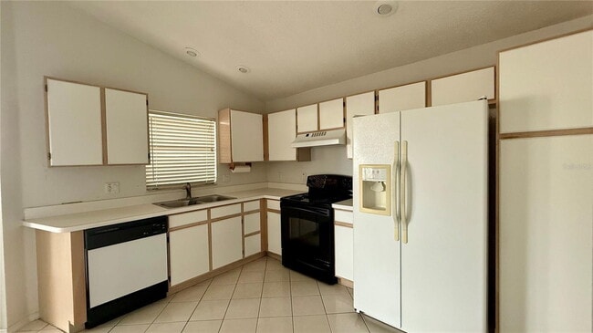 Building Photo - 3293 Brewster Dr
