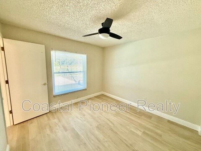 Building Photo - 8723 Imperial Ct