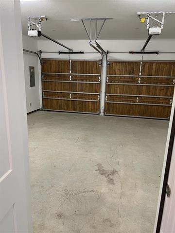 Building Photo - 112 Harwood Dr