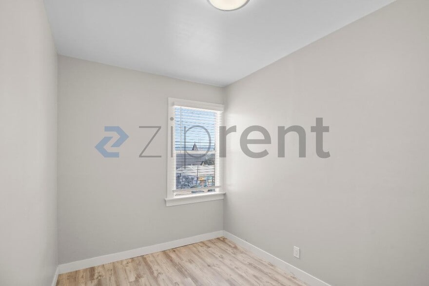 Building Photo - 680 14th St