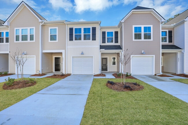 Front Section and Driveway - 8049 Reagan Way