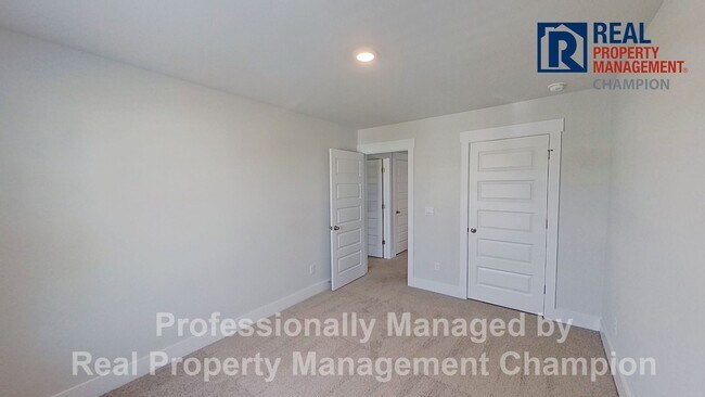 Building Photo - New Construction 4 BD/2.5 BA Home in Leland