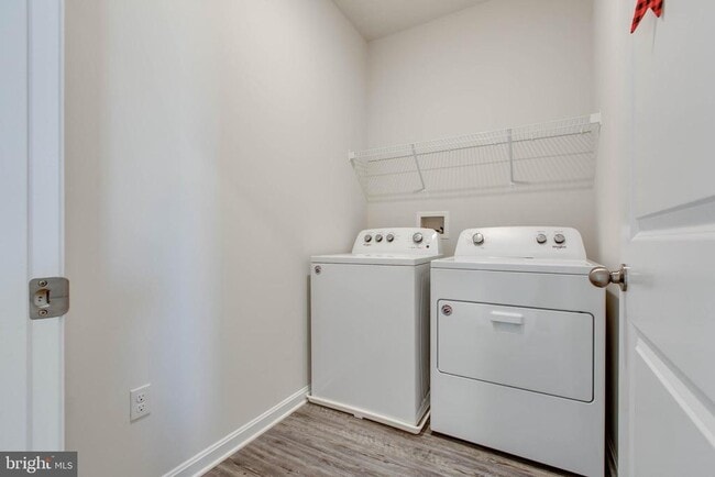 Building Photo - 7928 Patterson Wy