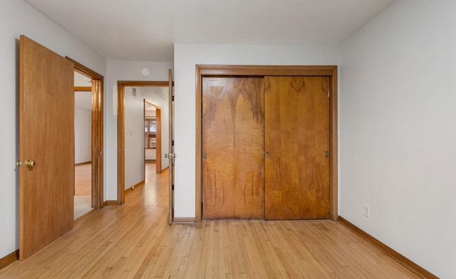 Building Photo - 1320 Alms Dr