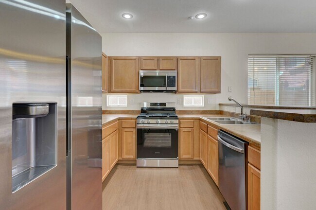 Building Photo - 8904 Nautilus Vista Ct