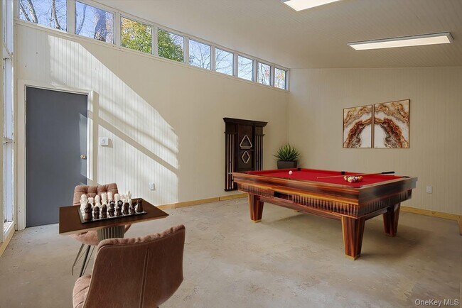 Building Photo - 6 Indian Hill Ln