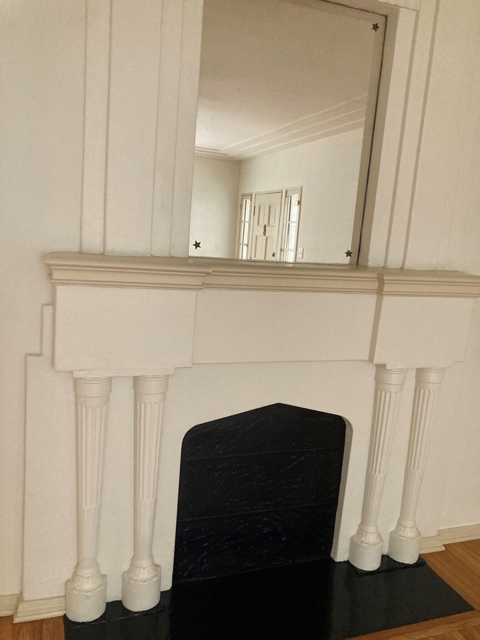 Building Photo - 6168 W Olympic Blvd