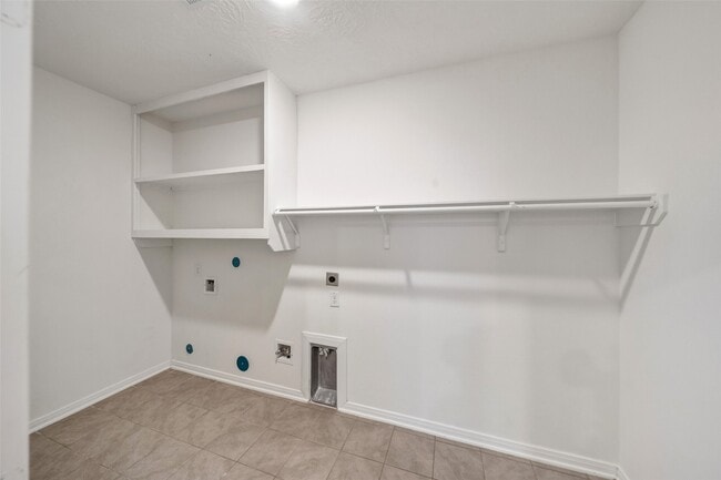 Building Photo - 41707 Tumbleweed Pass Ln