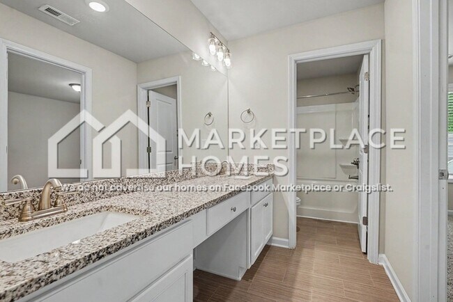 Building Photo - 229 W L Miller Dr