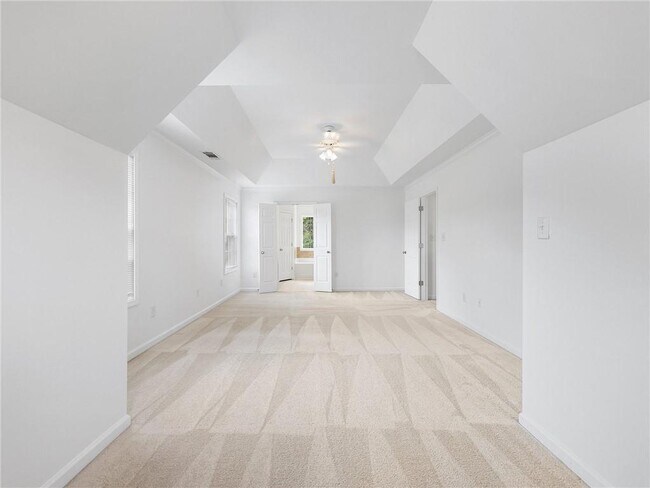 Building Photo - 3926 Walnut Grove Way