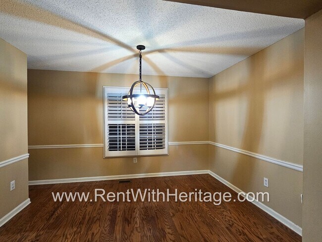 Building Photo - 6849 Quail Pl