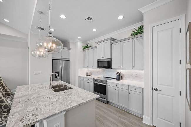 Building Photo - 7188 Cayo Coco Ln