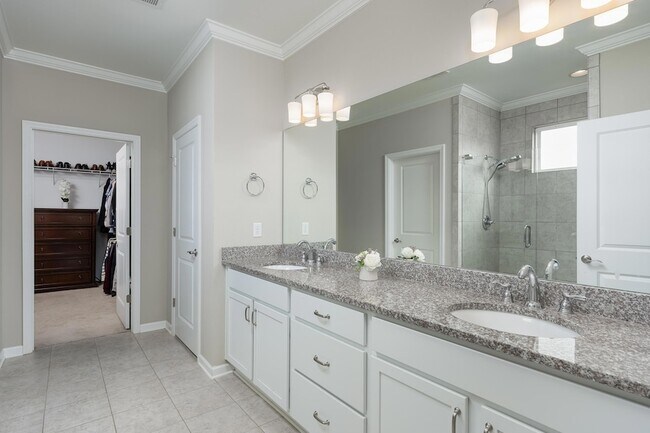 Building Photo - 1741 Timber Creek Rd NE