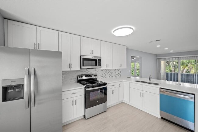 Building Photo - 3453 Clark Rd