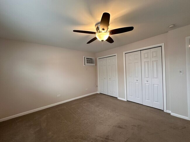 Building Photo - 4525 Elm Ave