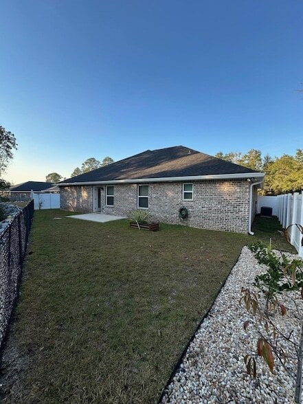 Building Photo - 7299 Gordon Evans Rd
