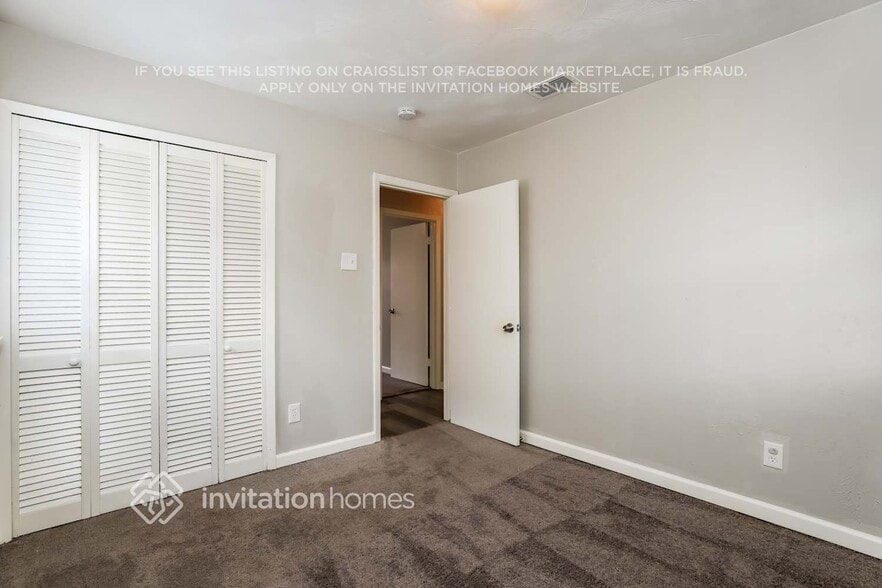 Building Photo - 2301 Narobi Pl