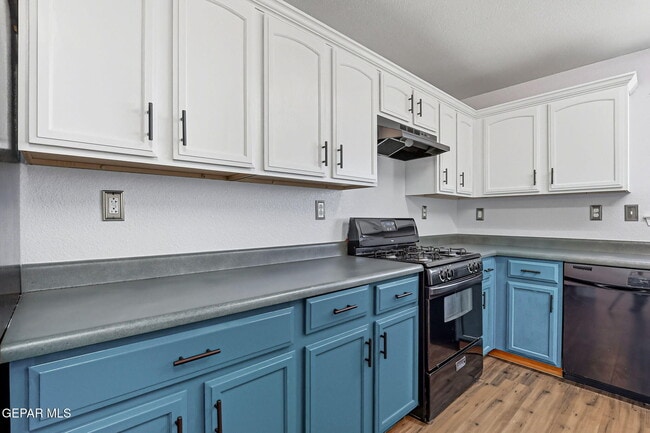 Building Photo - 6933 Jericho Tree Dr