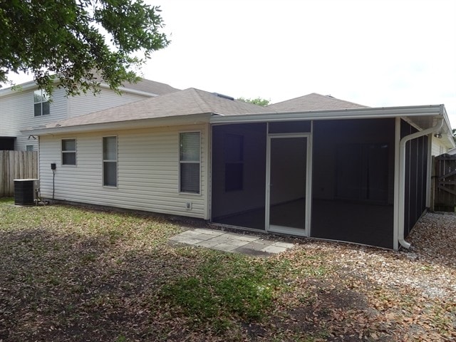 Building Photo - 1643 Hawkins Cove Dr E