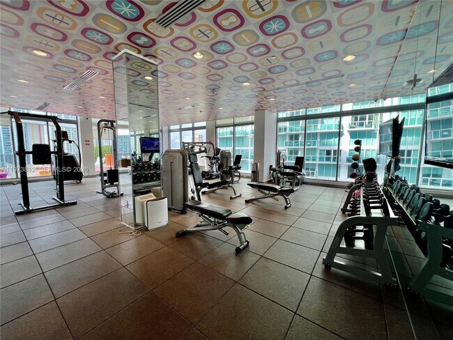 Building Photo - 31 SE 6th St