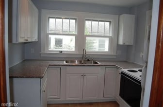 Building Photo - 825 Sylvan-825SYL