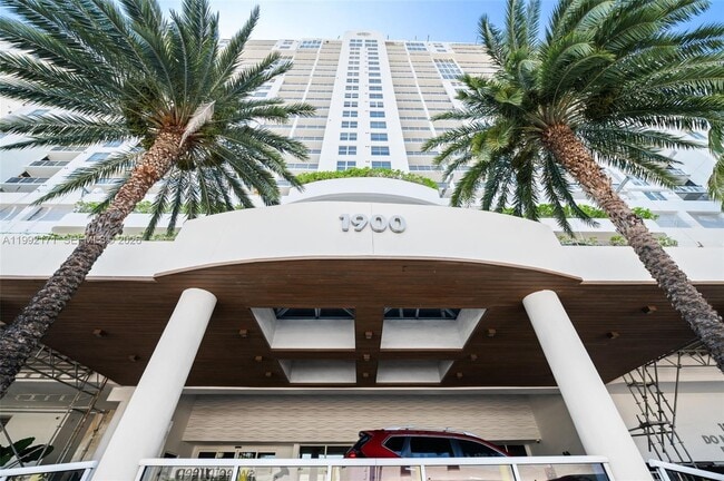 Building Photo - 1900 Sunset Harbour Dr