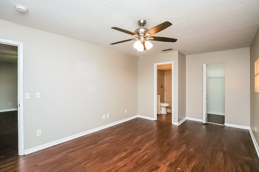 Building Photo - 718 Del Prado Dr