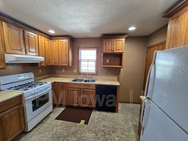 Building Photo - 1448 N St SW