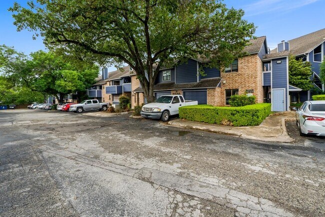 Building Photo - 2500 Burleson Rd