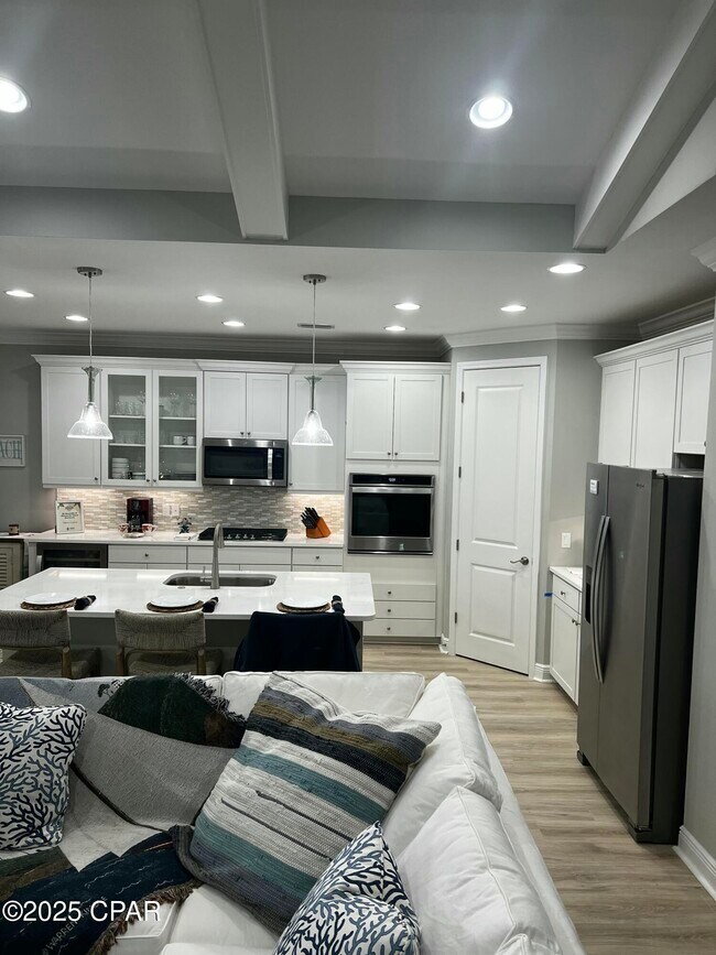 Building Photo - 8436 Coral Reef Wy