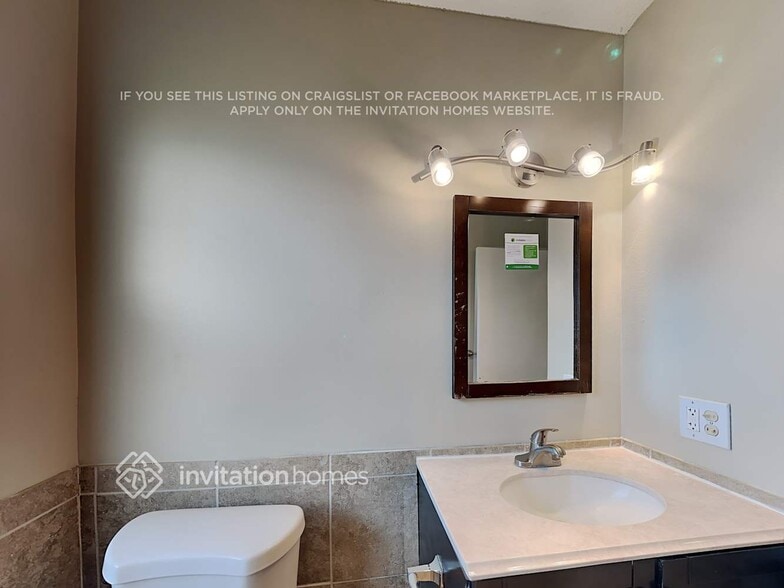 Building Photo - 5700 80th Ave N