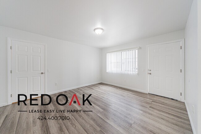 Building Photo - 6928 Agnes Ave