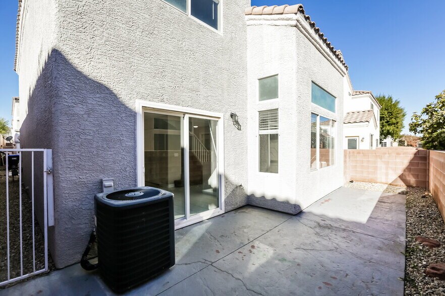 Building Photo - 2709 Positive Ct