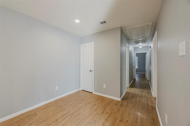 Building Photo - 3107 8th Ave