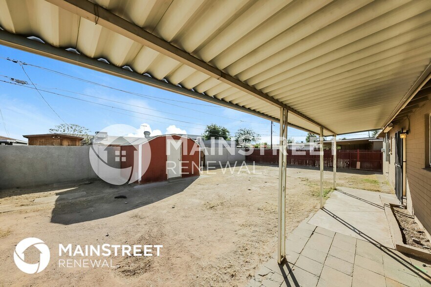 Building Photo - 4627 N 47th Dr
