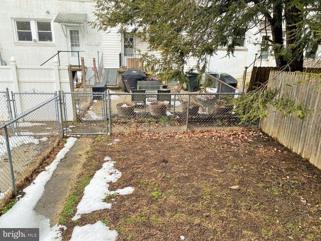 Building Photo - 105 Cooper Ave