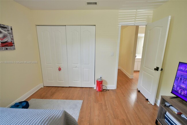 Building Photo - 12978 SW 91st Pl