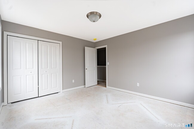 Building Photo - 29 Hall Ave