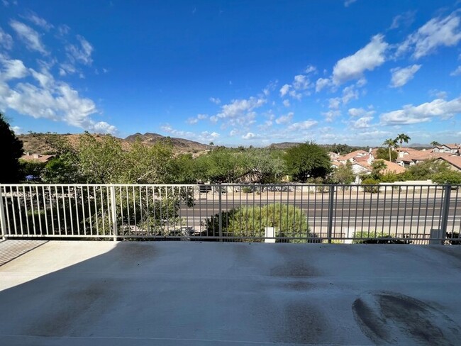 Building Photo - Stunning Mountain View Home with Pool, Spa...