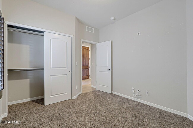 Building Photo - 13752 Newton Ct