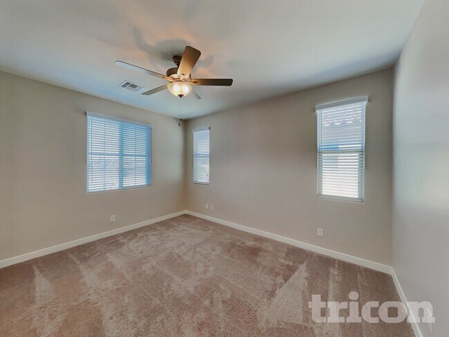 Building Photo - 2929 N 28th St