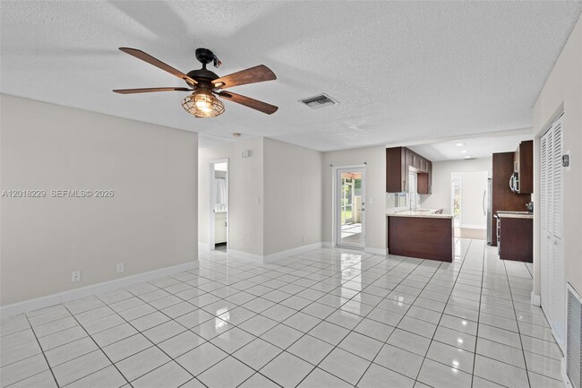 Building Photo - 3165 NW 116th Ave