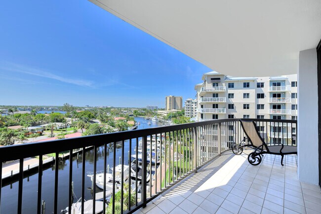 Building Photo - 1361 S Ocean Blvd