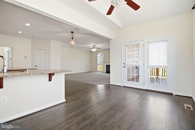 Building Photo - 950 Grouse Pointe Dr
