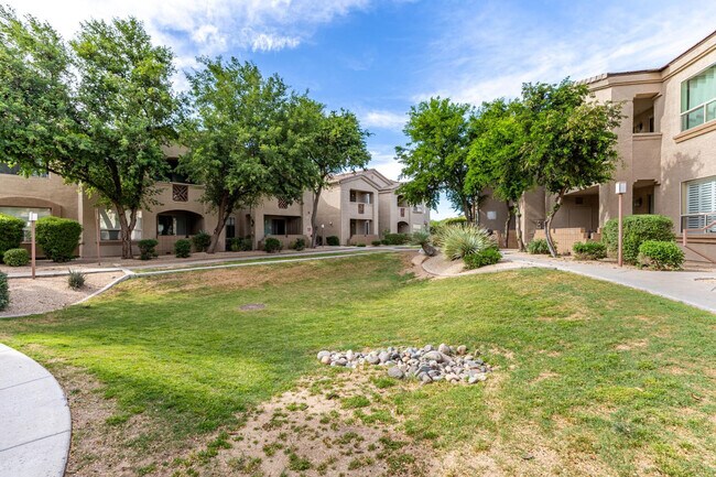 Building Photo - 29606 N Tatum Blvd