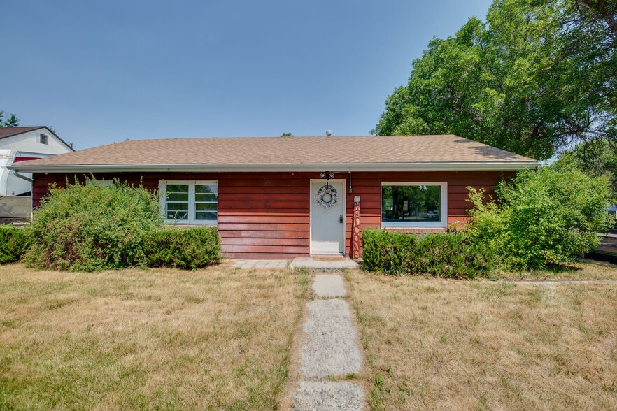 Building Photo - 519 E 6th St